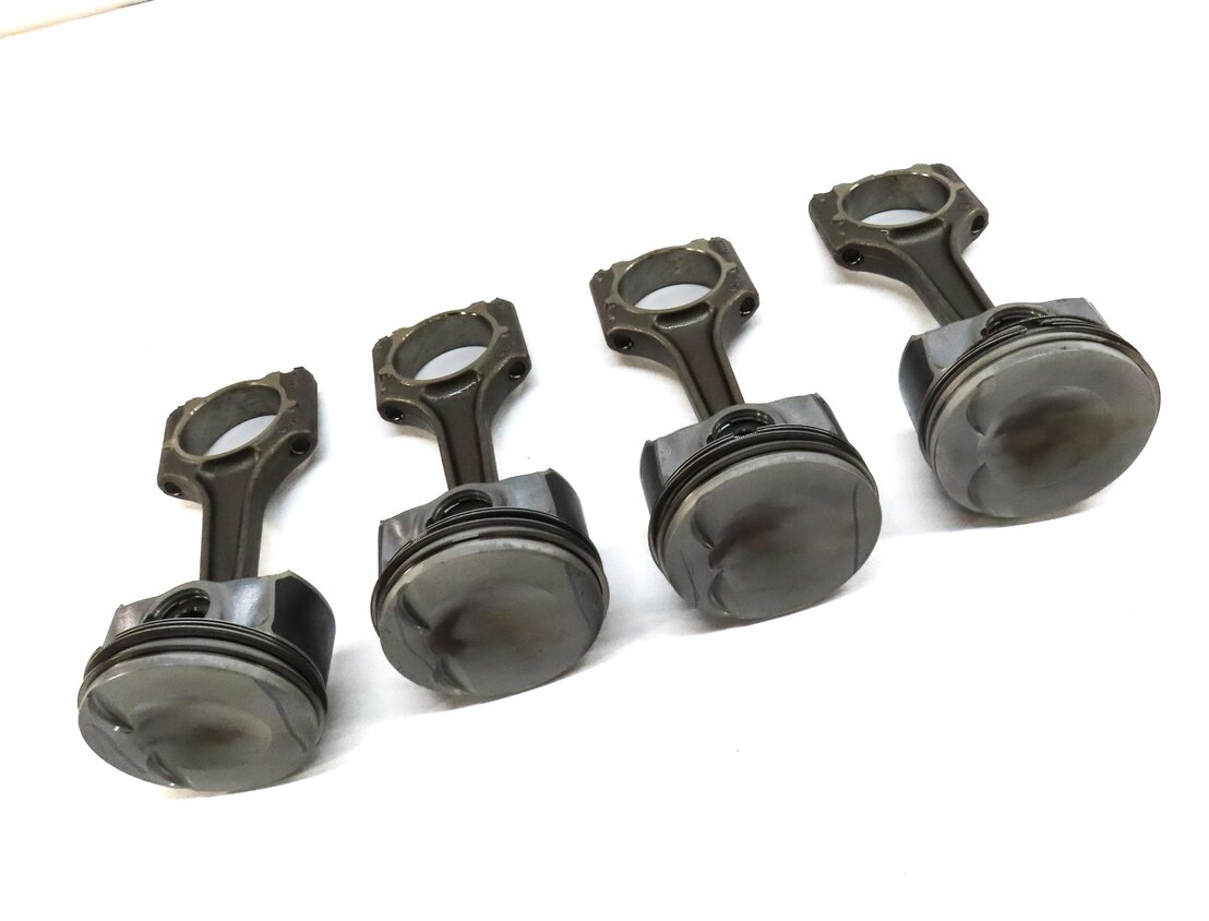 Thumbnail 3: 11-18 VW / AUDI - A3 A4 A5 A6 Q5 TT BEETLE JETTA TIGUAN - 2.0L TURBO PISTON SET4