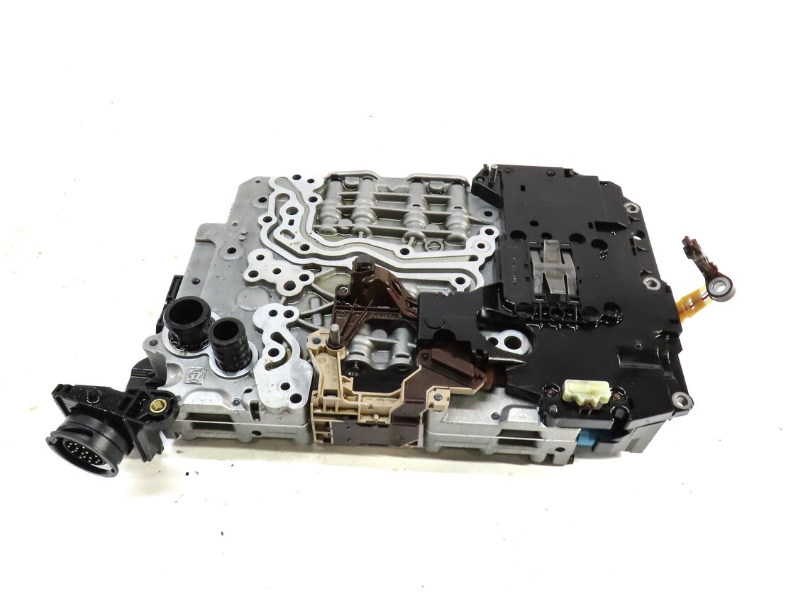 Thumbnail 4: 2013-2015 AUDI A6 (C7) 2.0L AWD QUATTRO - AUTO AUTOMATIC TRANSMISSION VALVE BODY