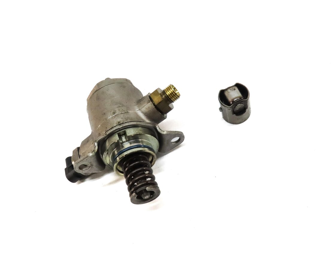 Thumbnail 3: 13-17 AUDI A4 A5 A6 Q5 TT (B8 C7 8K 8T 8R MK3) 2.0L ENGINE MECHANICAL FUEL PUMP
