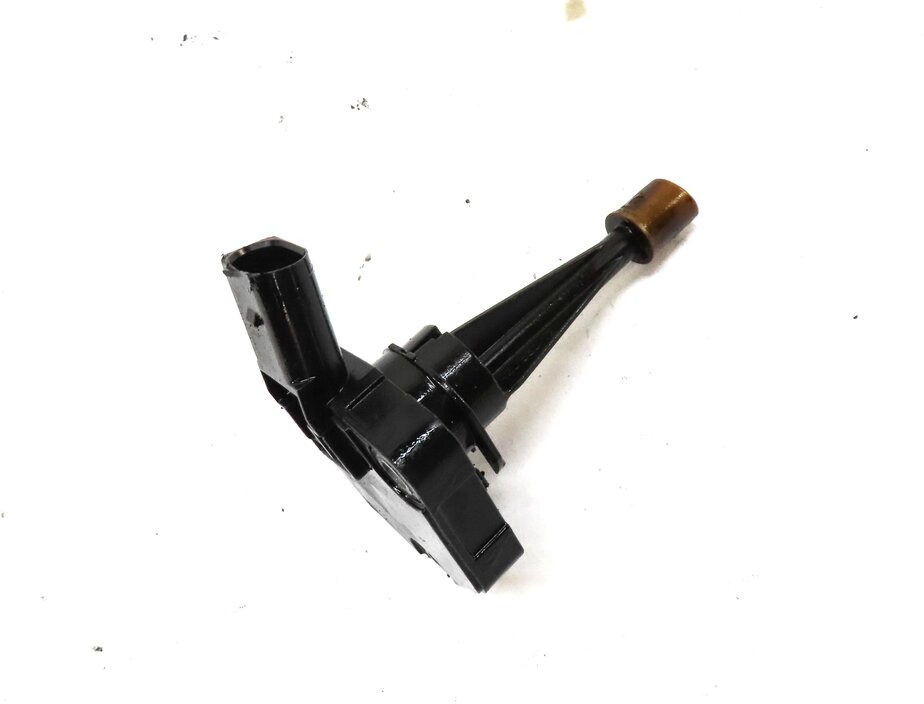Thumbnail 3: 2014 AUDI A6 (C7) 2.0L TURBO CAED ENGINE OIL LEVEL SENSOR 03C907660Q