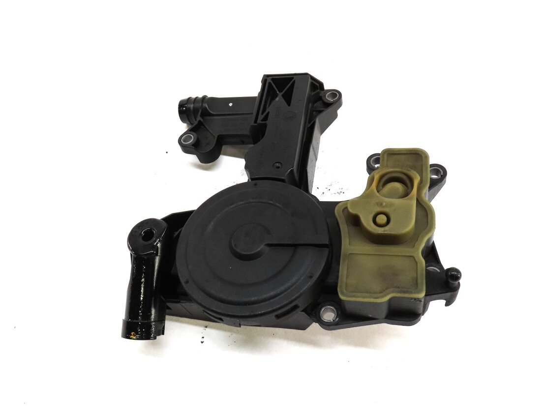 Thumbnail 2: 2014 AUDI A6 (C7) 2.0L TURBO CAED ENGINE PCV VENT OIL SEPARATOR 06H103495AE