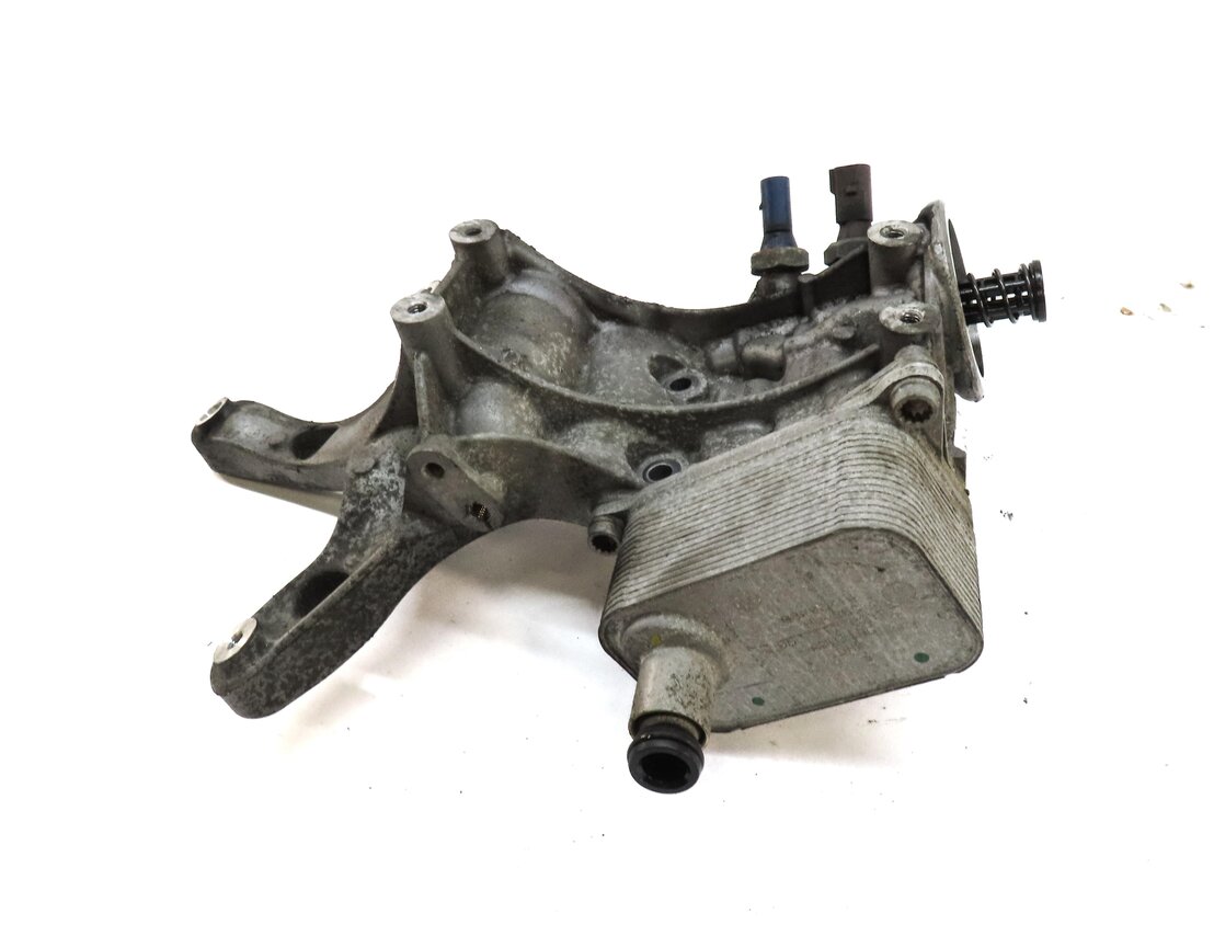 Thumbnail 5: 2014 AUDI A6 (C7) 2.0L TURBO CAED ENGINE OIL FILTER MOUNT BRACKET w/ OIL COOLER