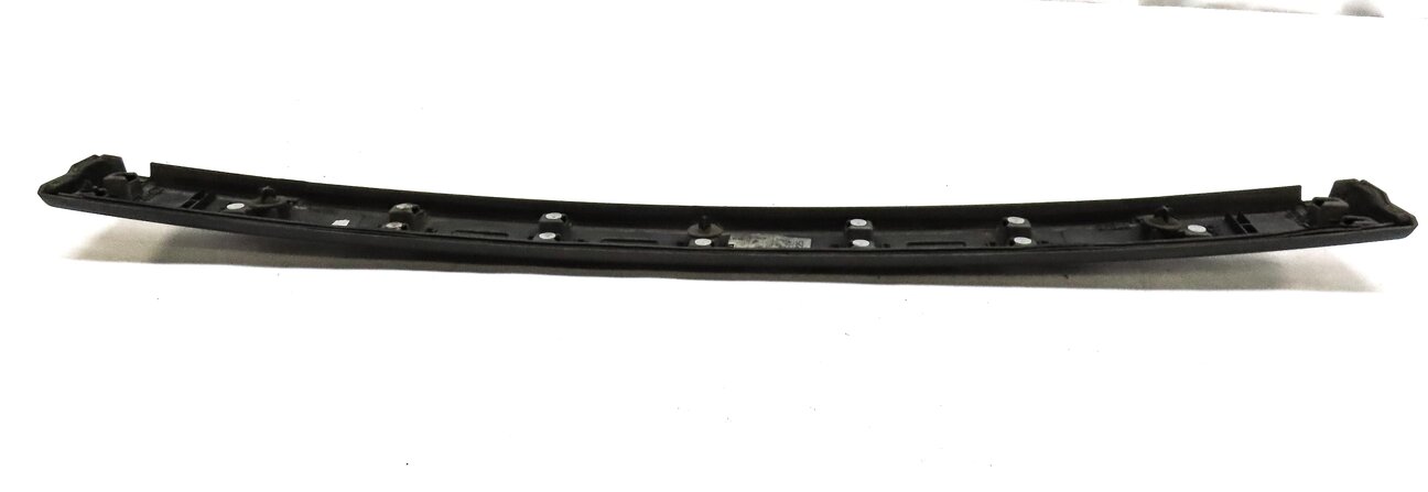 Thumbnail 7: 2008 RANGE ROVER SPORT (L320) REAR TRUNK HATCH TRIM PANEL DGP000192
