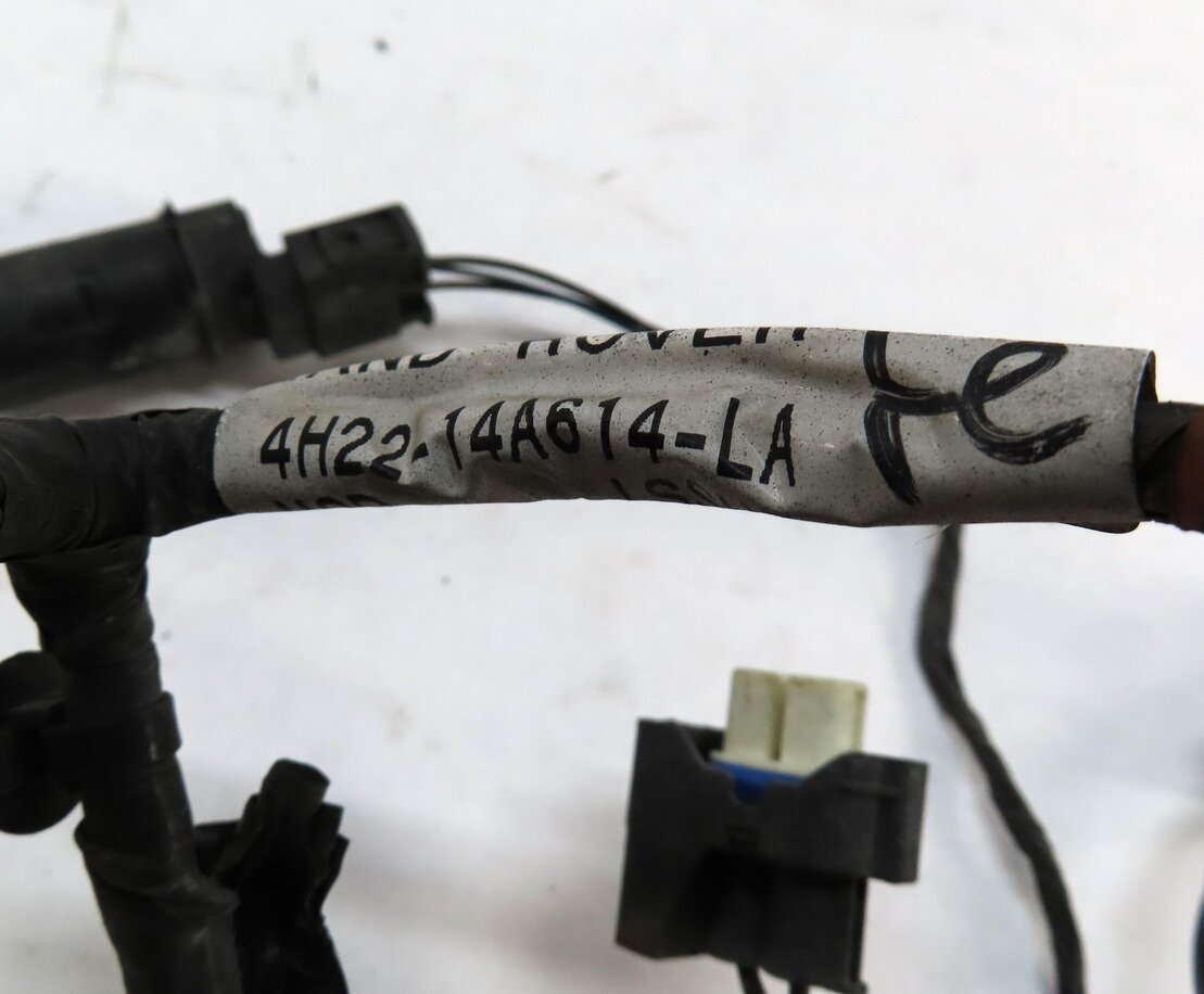Thumbnail 4: 2008 RANGE ROVER SPORT L320 FRONT PARK ASSIST PDC SENSOR SET4 (WHITE) & HARNESS