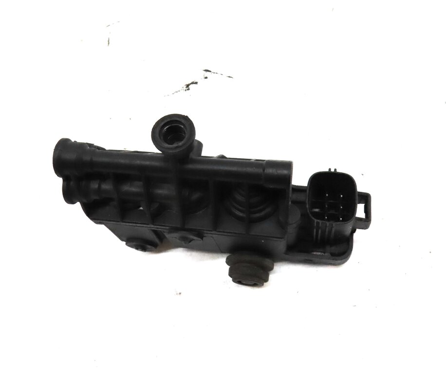 Thumbnail 13: 2008 RANGE ROVER SPORT (L320) AIR SUSPENSION TRANSFER RELIEF VALVE SET 3