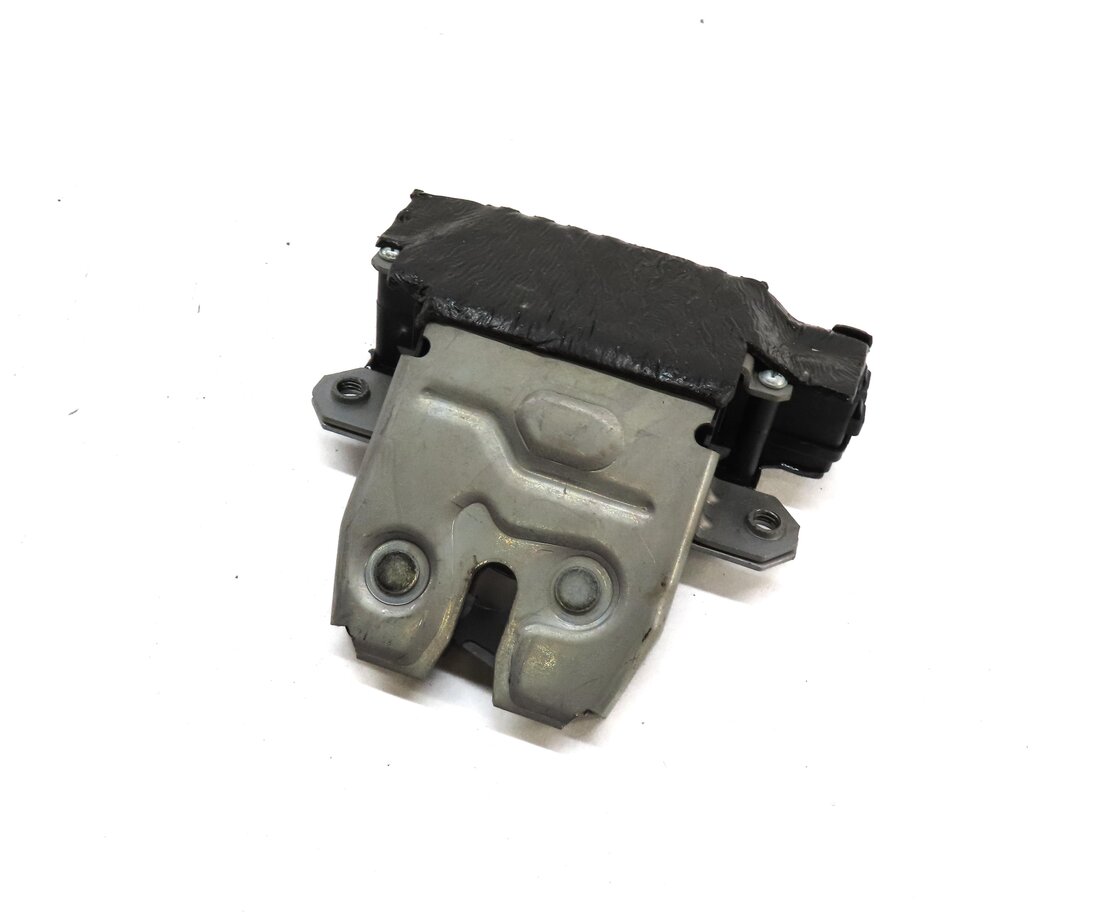 2008 RANGE ROVER SPORT (L320) REAR TRUNK LOWER LOCK LATCH FQR500130