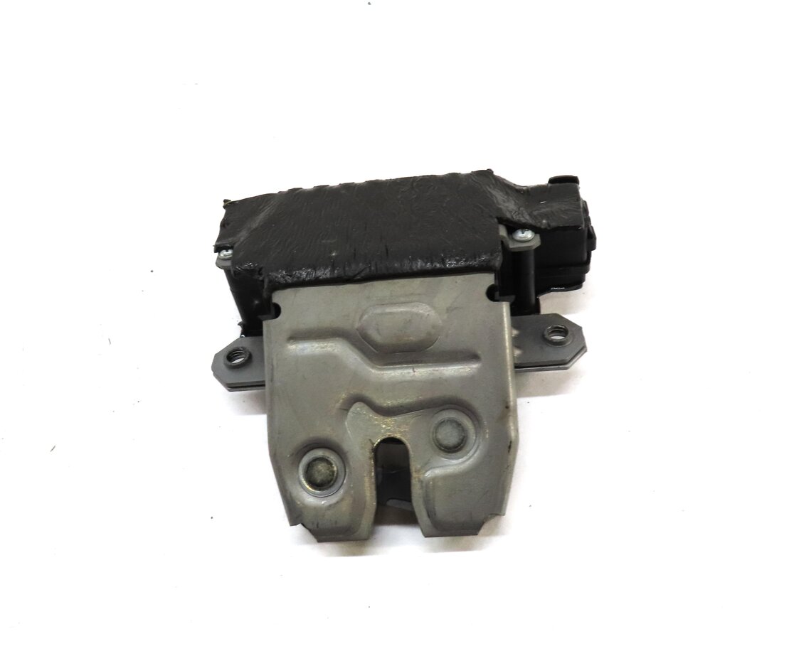 Thumbnail 2: 2008 RANGE ROVER SPORT (L320) REAR TRUNK LOWER LOCK LATCH FQR500130