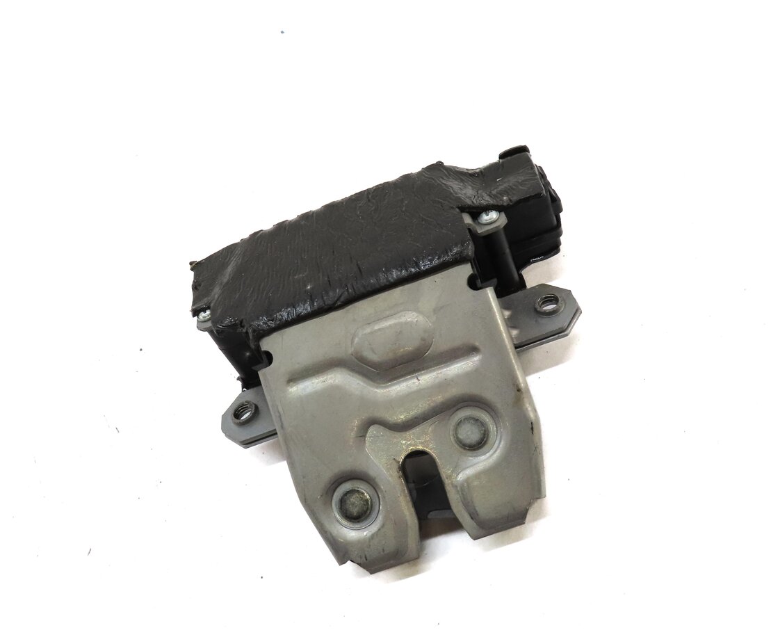 Thumbnail 3: 2008 RANGE ROVER SPORT (L320) REAR TRUNK LOWER LOCK LATCH FQR500130