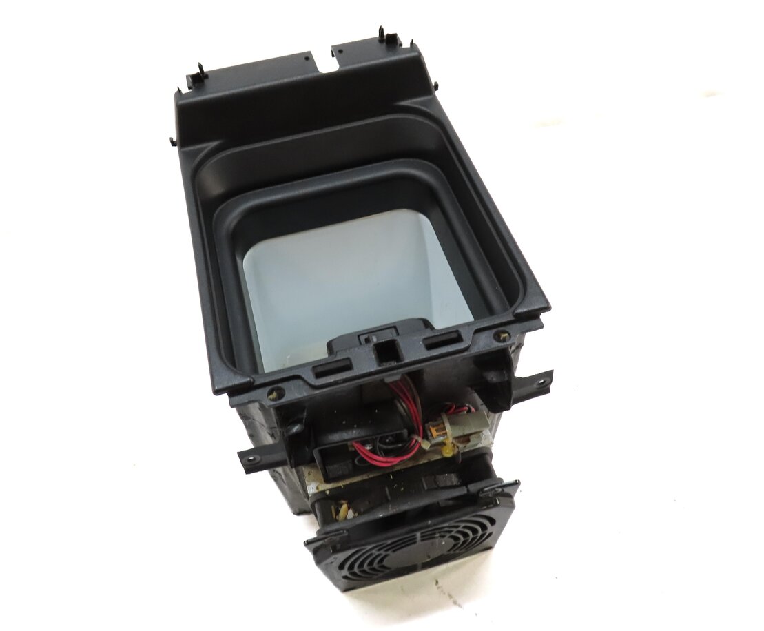 Thumbnail 3: 2006-2009 RANGE ROVER SPORT (L320) FRONT CONSOLE REFRIGERATOR COOLER INSERT