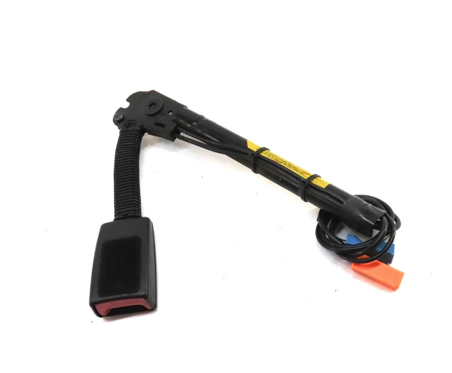 Thumbnail 3: 2008-2016 LR3 LR4 / RANGE ROVER SPORT (L320) RIGHT PASSENGER SEATBELT RECEIVER