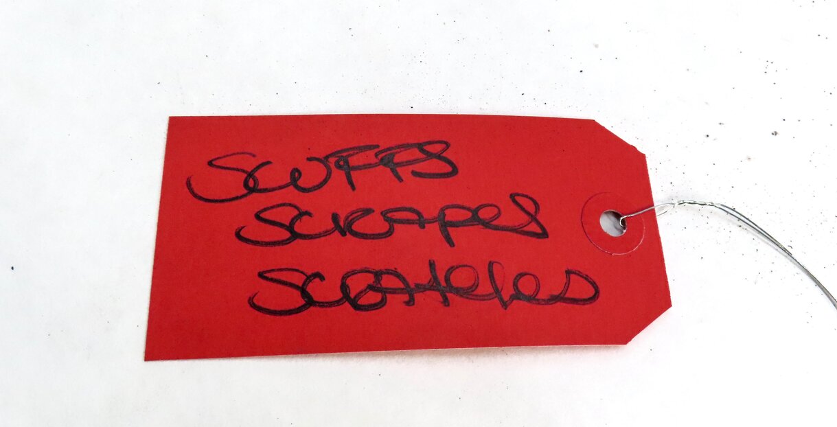 Thumbnail 11: 2008 RANGE ROVER SPORT (L320) REAR RIGHT LOWER DOOR TRIM MOULDING (WHITE)
