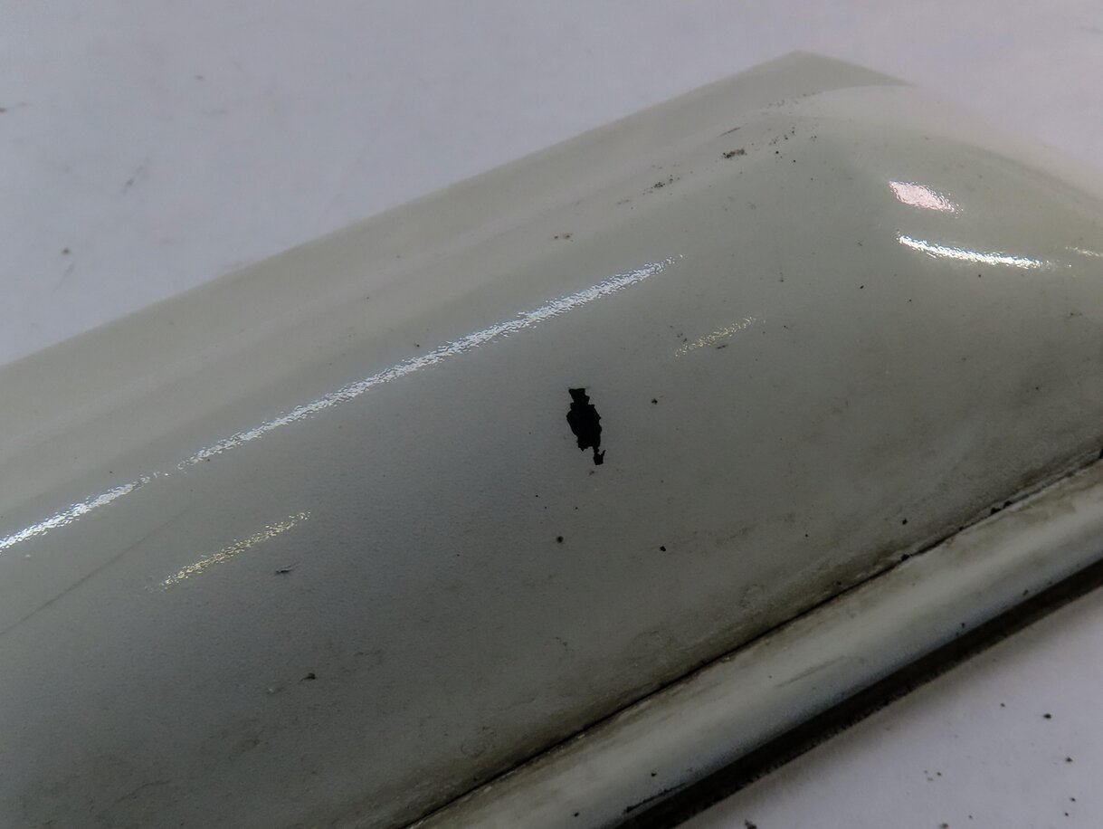 Thumbnail 9: 2008 RANGE ROVER SPORT (L320) REAR RIGHT LOWER DOOR TRIM MOULDING (WHITE)