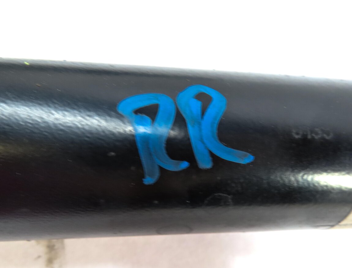 Thumbnail 7: 2014 BMW X1 (E84) REAR LEFT & RIGHT STANDARD SUSPENSION SHOCK STRUT SET 2