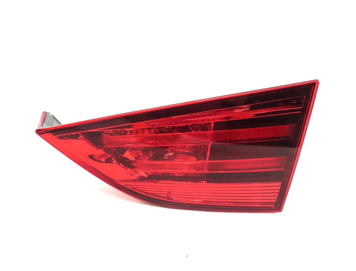 Thumbnail 2: 2012-2015 BMW X1 (E84) RIGHT PASSENGER REAR TRUNK INNER TAILLIGHT LIGHT LAMP