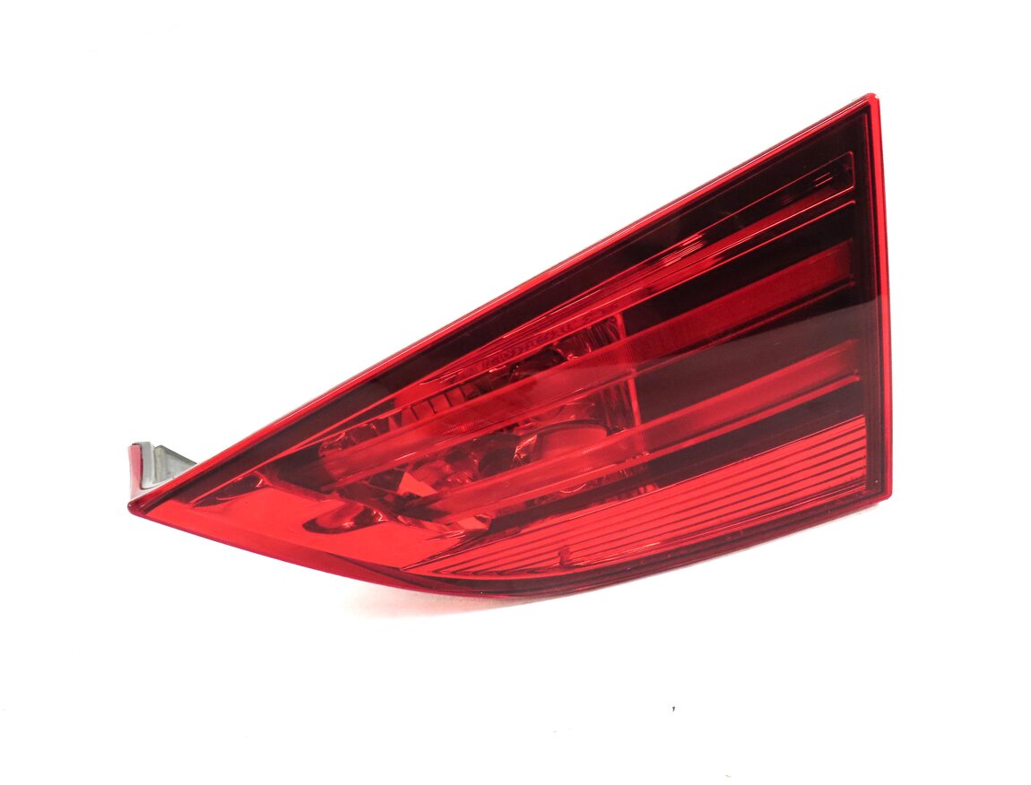 Thumbnail 3: 2012-2015 BMW X1 (E84) RIGHT PASSENGER REAR TRUNK INNER TAILLIGHT LIGHT LAMP