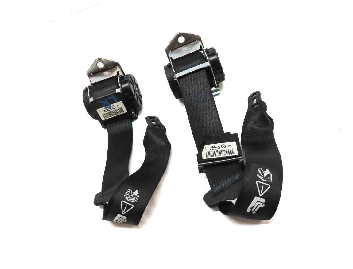 Thumbnail 3: 2014 BMW X1 (E84) REAR 2ND ROW LEFT & RIGHT SEATBELT RETRACTOR SET 2 (BLACK)