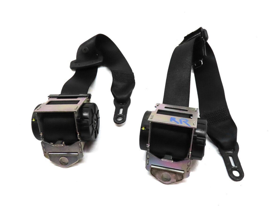 Thumbnail 4: 2014 BMW X1 (E84) REAR 2ND ROW LEFT & RIGHT SEATBELT RETRACTOR SET 2 (BLACK)