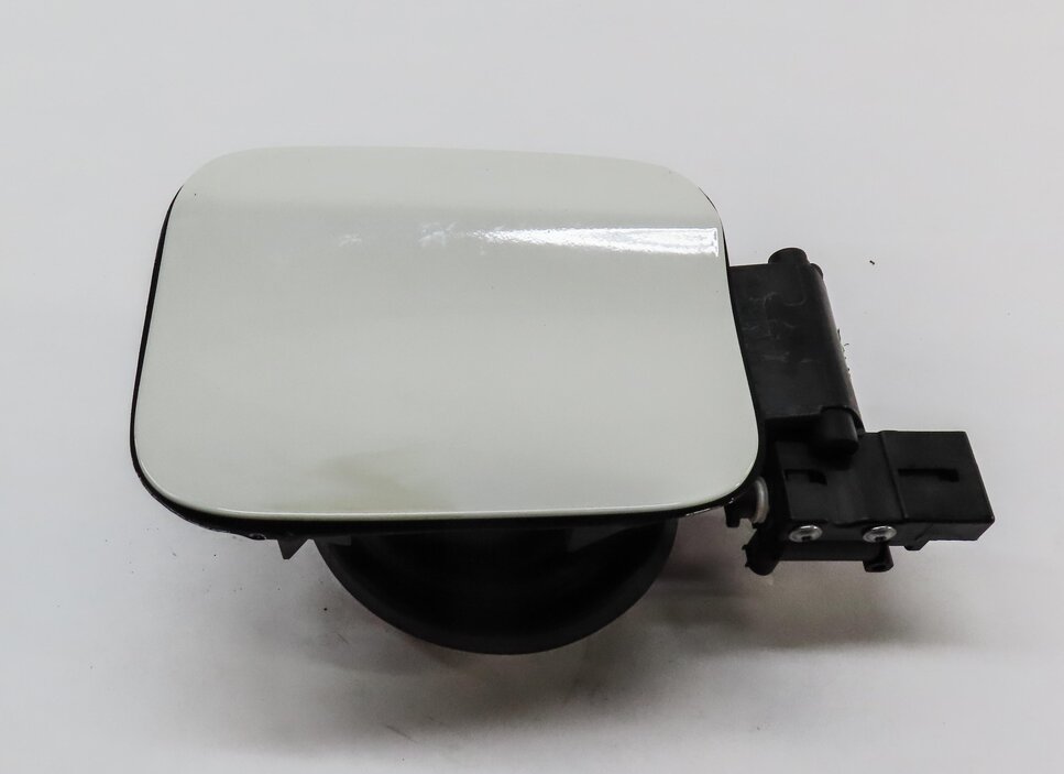 Thumbnail 2: 2013-2015 BMW X1 (E84) FUEL TANK DOOR LID COVER TRIM w/ HOUSING (ALPINE WHITE)
