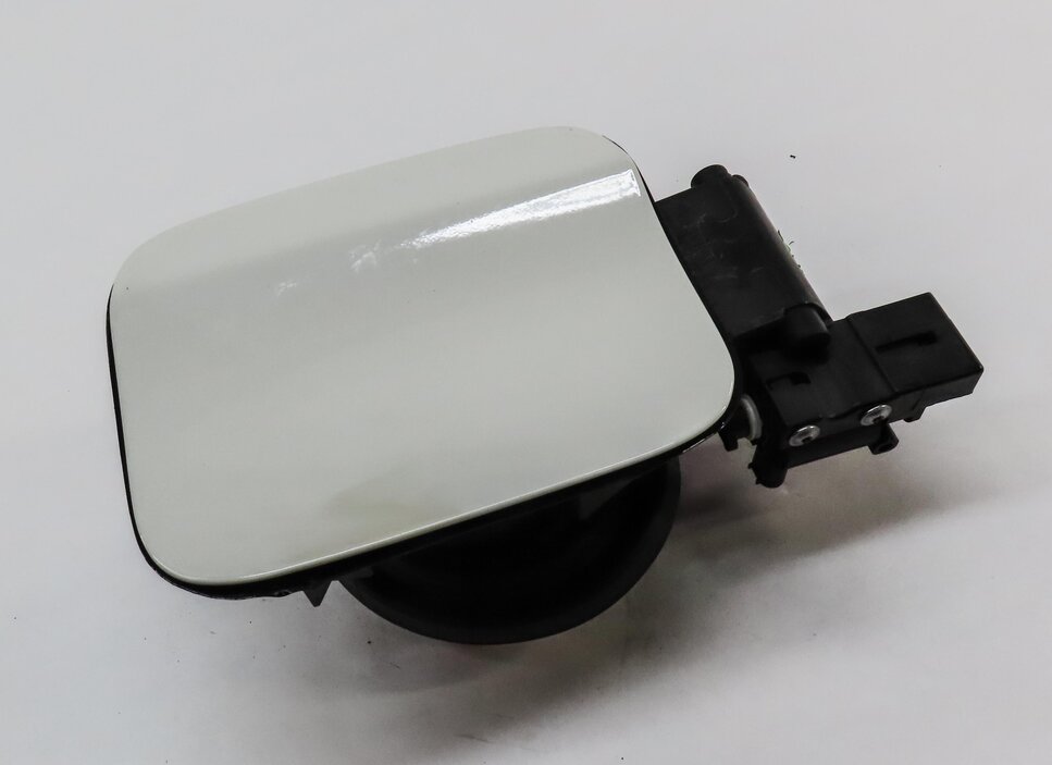 Thumbnail 3: 2013-2015 BMW X1 (E84) FUEL TANK DOOR LID COVER TRIM w/ HOUSING (ALPINE WHITE)