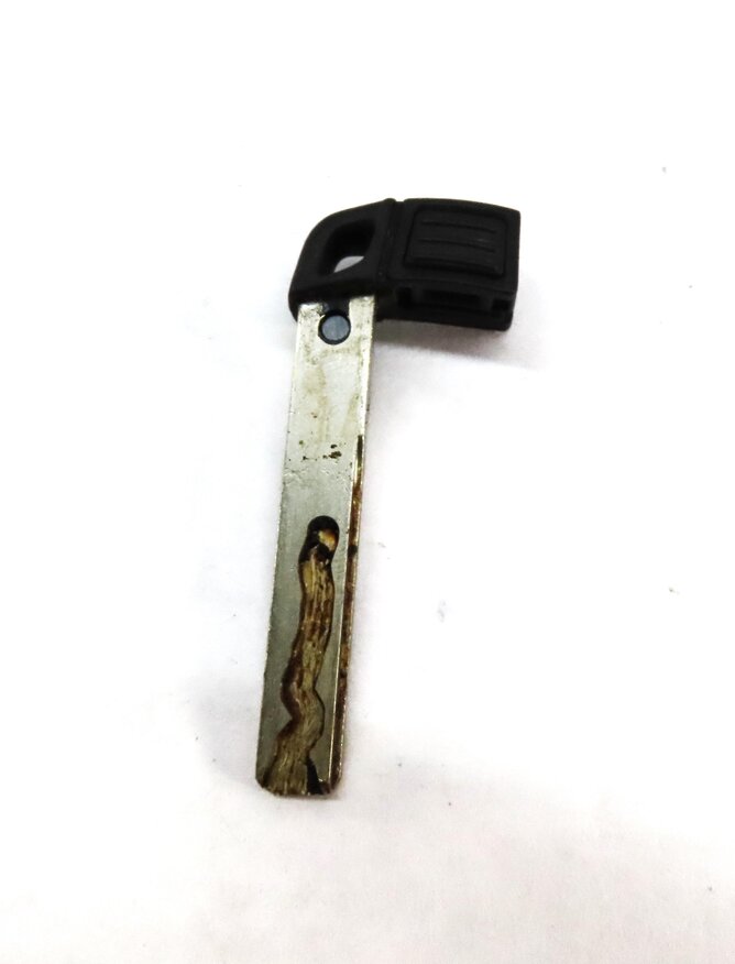 Thumbnail 4: 2014 BMW X1 (E84) FRONT LEFT DOOR LOCK CYLINDER & SKELETON KEY