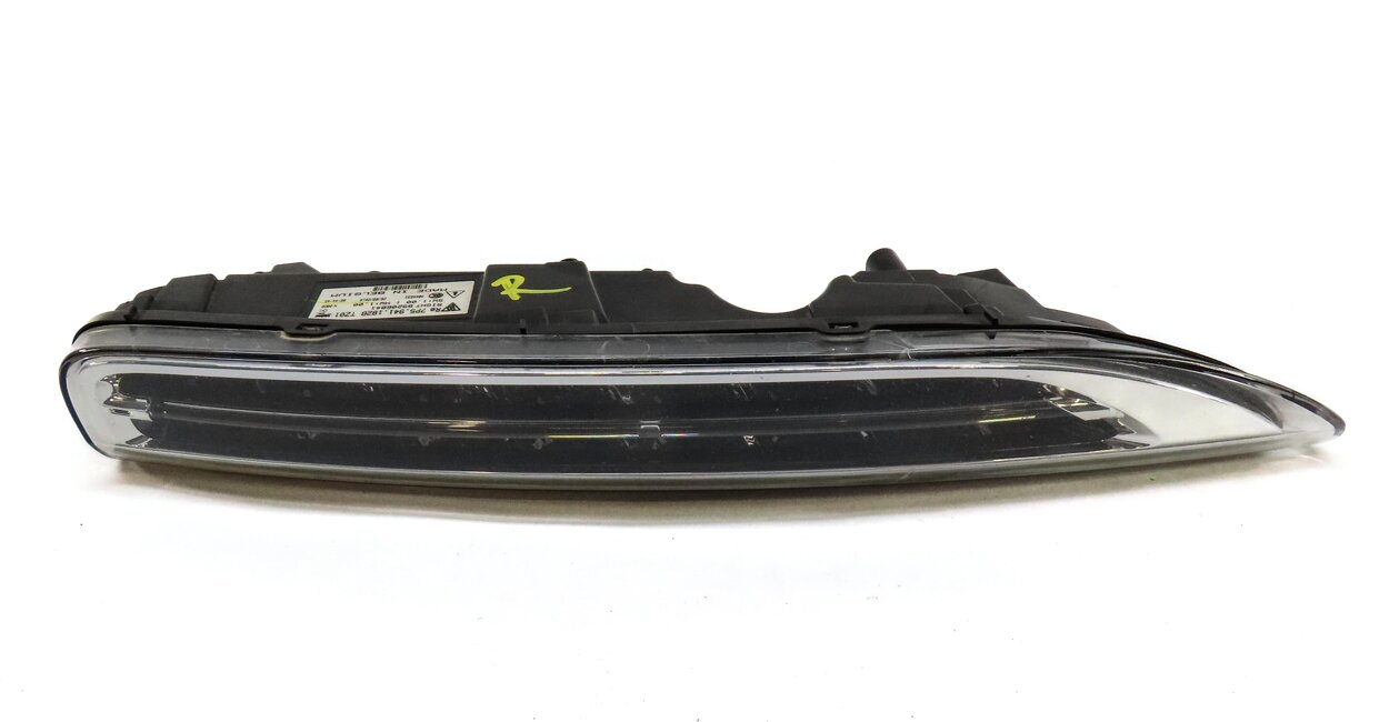 Thumbnail 2: 2011 PORSCHE CAYENNE (958) FRONT RIGHT PASSENGER DAYTIME RUNNING LIGHT LAMP