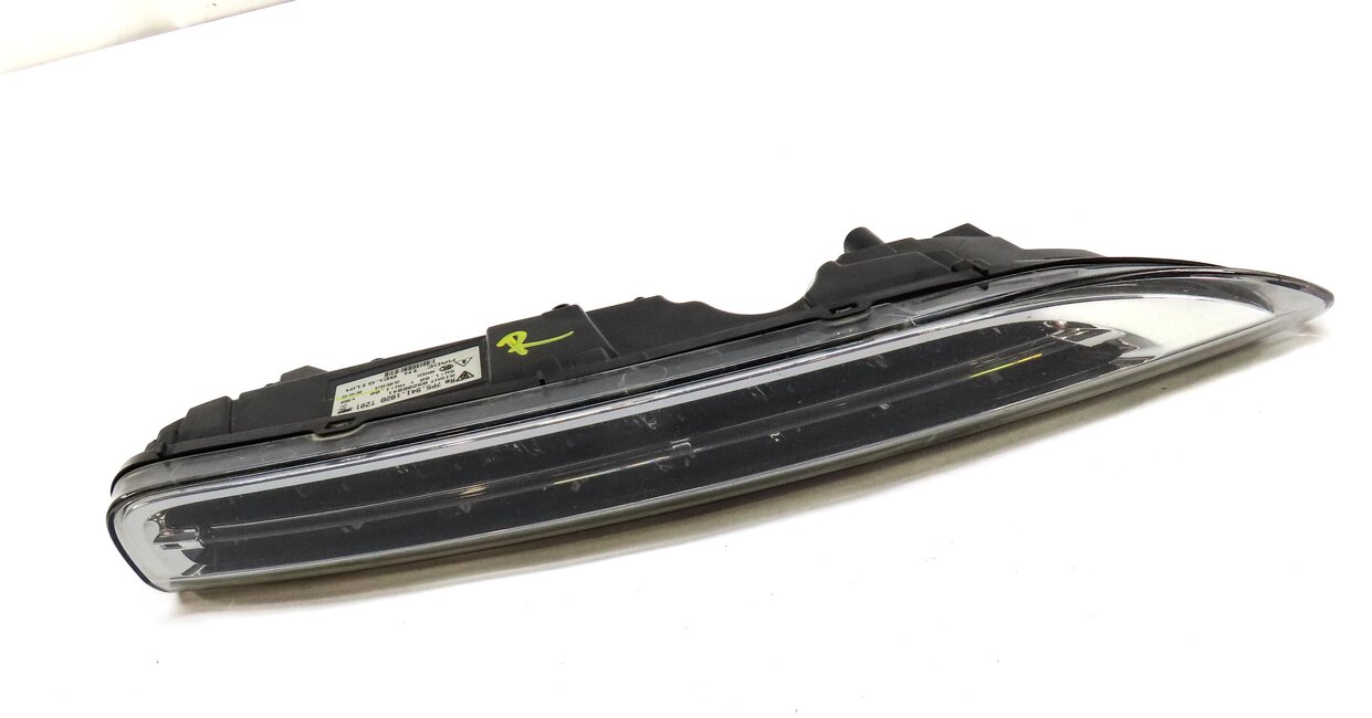 Thumbnail 3: 2011 PORSCHE CAYENNE (958) FRONT RIGHT PASSENGER DAYTIME RUNNING LIGHT LAMP