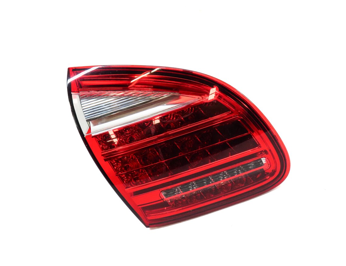 Thumbnail 4: 2011-2014 PORSCHE CAYENNE (958) LEFT DRIVER INNER TRUNK TAILLIGHT LIGHT LAMP