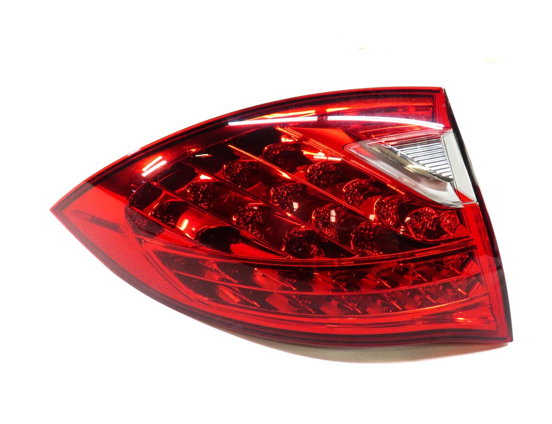 Thumbnail 3: 2011-2014 PORSCHE CAYENNE (958) LEFT DRIVER OUTER TAILLIGHT BRAKE LIGHT LAMP