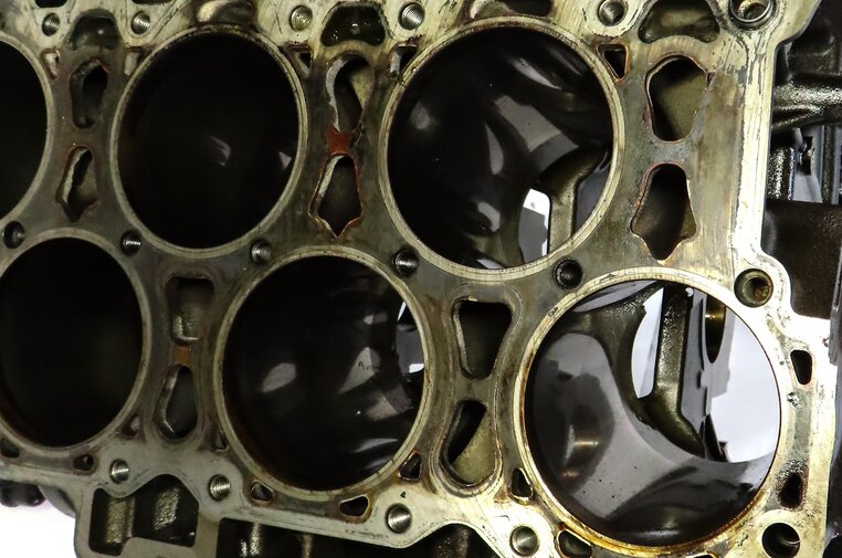 Thumbnail 12: 2011-2012 PORSCHE CAYENNE (958) 3.6L M55.02 VR6 ENGINE CYLINDER BLOCK (BARE)