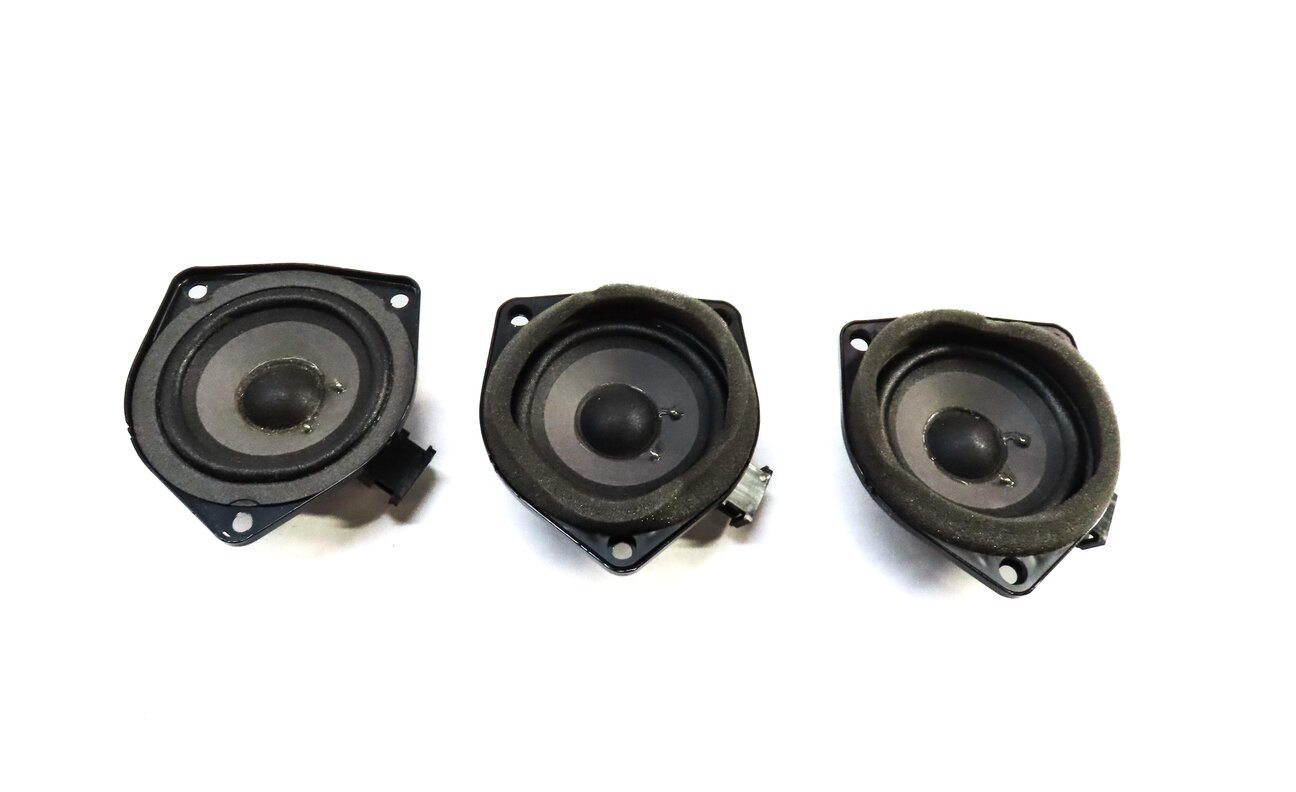 Thumbnail 6: 2011 PORSCHE CAYENNE (958) STEREO BOSE AUDIO SUB SUBWOOFER TWEETER SPEAKER SET13