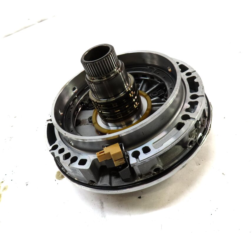 Thumbnail 3: 2011-2018 PORSCHE CAYENNE (958) 3.6L - AUTO AUTOMATIC TRANSMISSION OIL PUMP