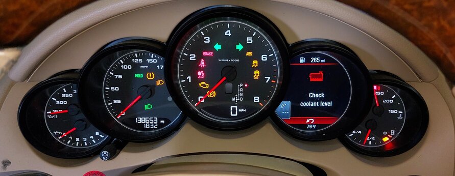 Thumbnail 2: 2011 PORSCHE CAYENNE (958) SPEEDOMETER INSTRUMENT GAUGE CLUSTER 138k