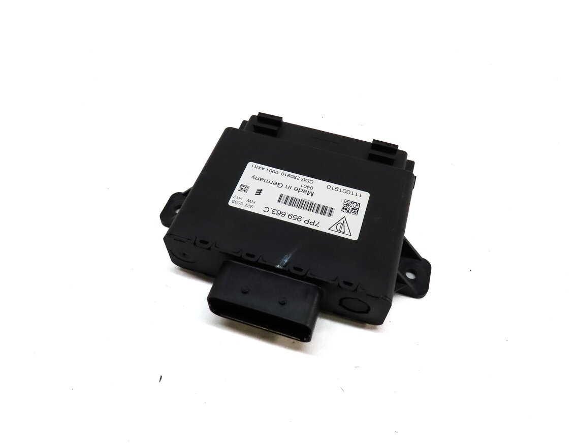 2011 PORSCHE CAYENNE (958) VOLTAGE CONVERTER CONTROL MODULE