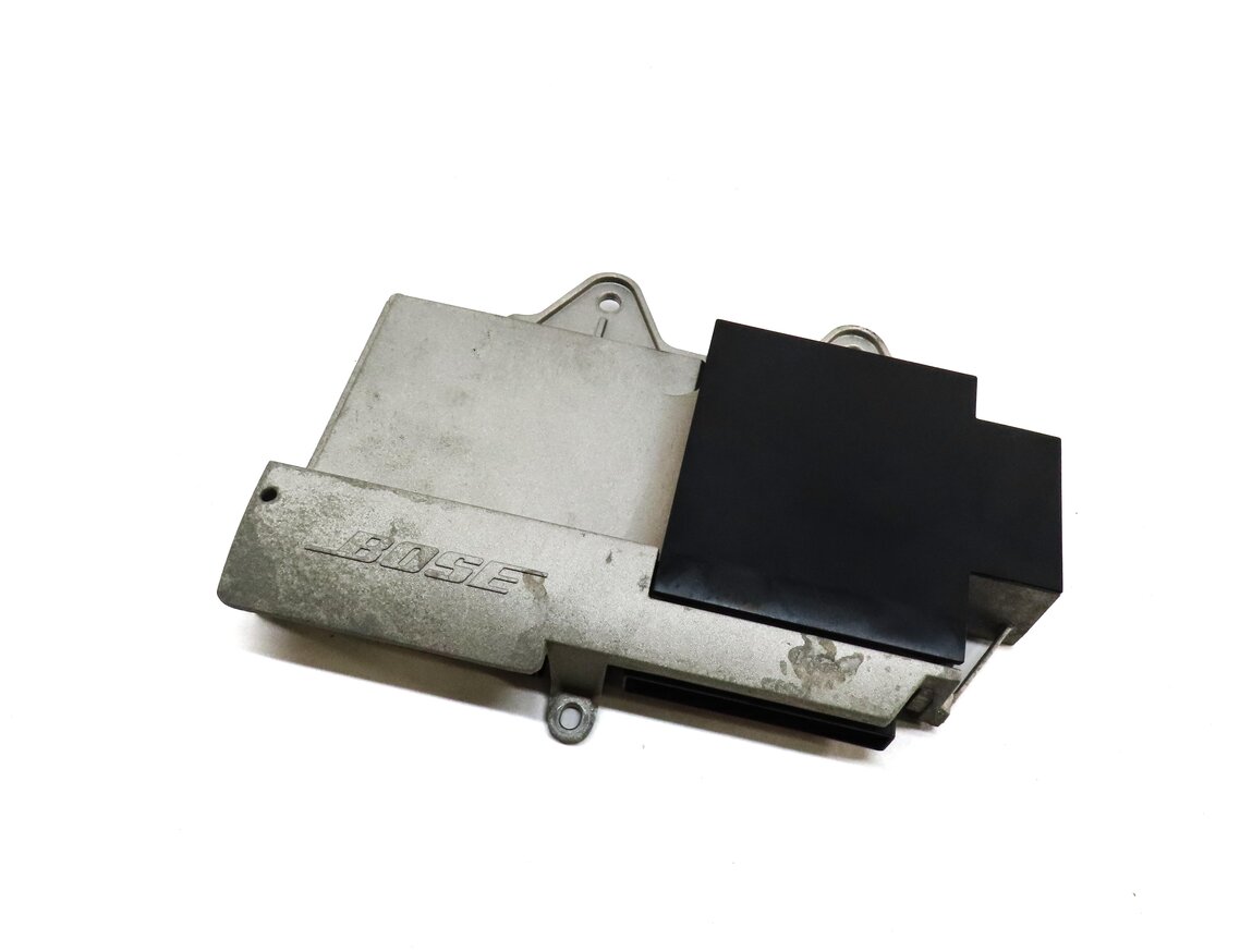 Thumbnail 1: 2011-2016 PORSCHE 911 MACAN CAYENNE (991 958 95B) BOSE AUDIO AMP AMPLIFIER