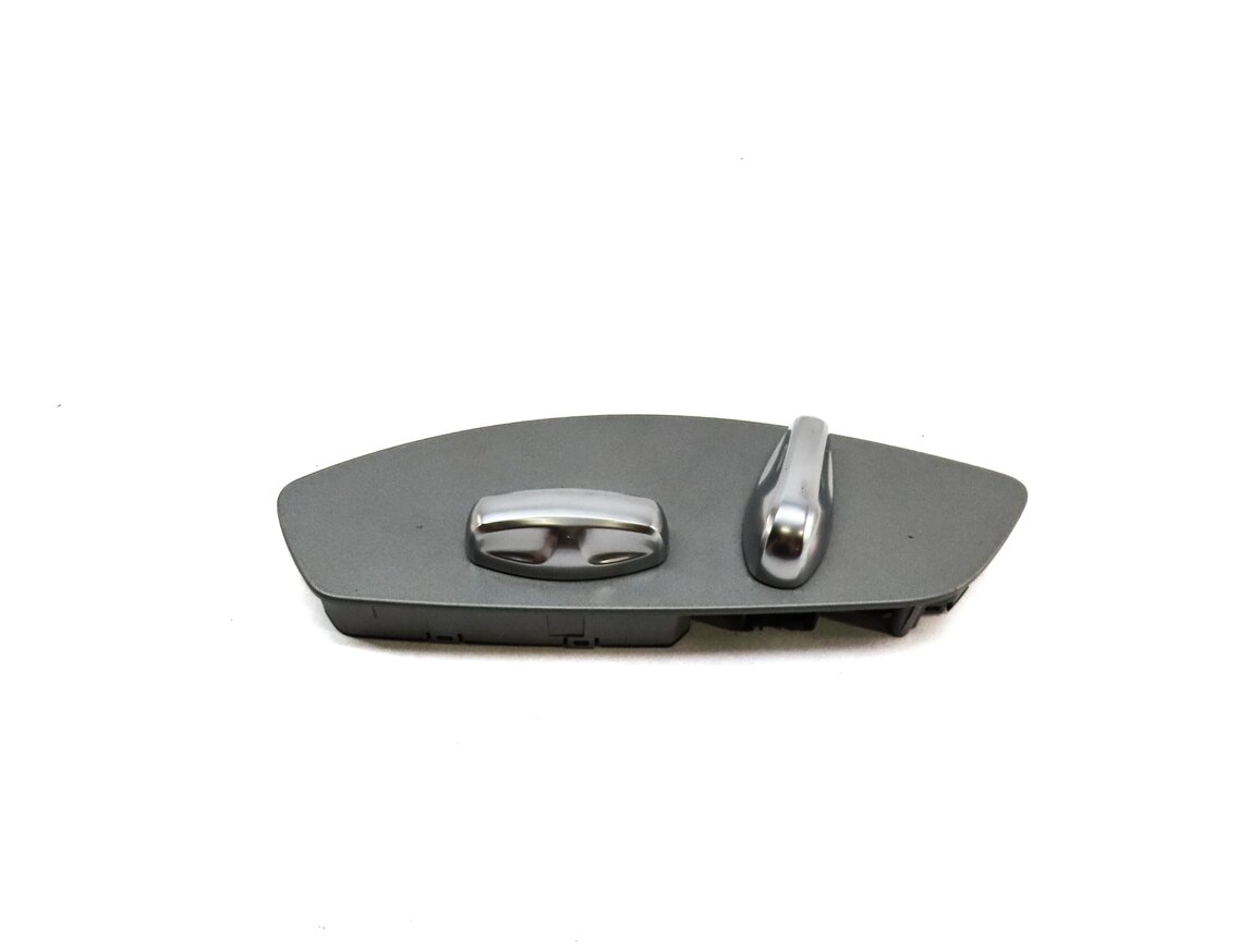 Thumbnail 4: 2011 PORSCHE CAYENNE (958) FRONT LEFT DRIVER SEAT ADJUST ADJUSTMENT SWITCH