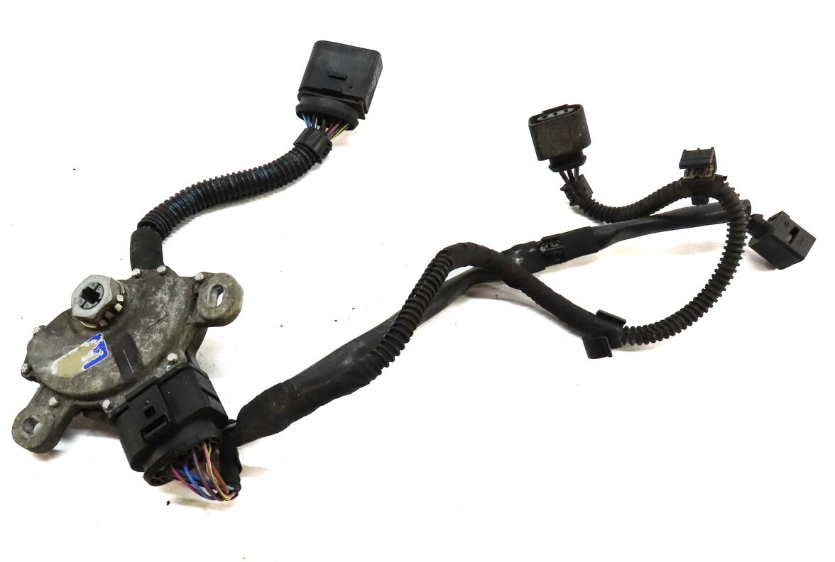 Thumbnail 4: 2011 PORSCHE CAYENNE (958) AUTO TRANSMISISON NEUTRAL SAFETY RANGE SWITCH