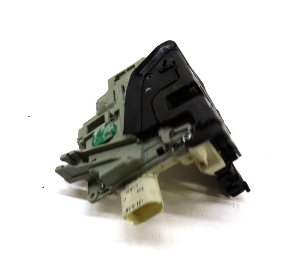 Thumbnail 5: 2009-2018 AUDI PORSCHE A4 S4 Q5 CAYENNE PANAMERA - RIGHT REAR DOOR LOCK LATCH