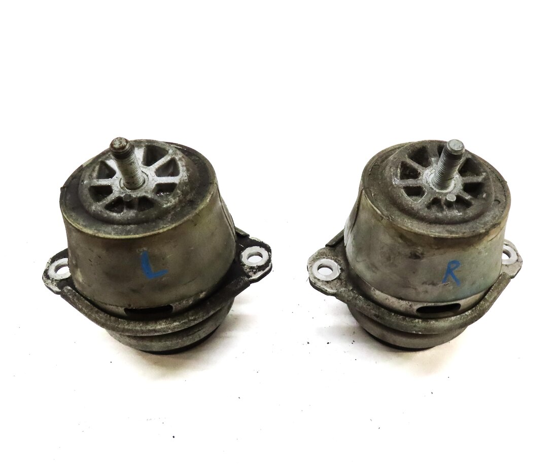 Thumbnail 2: 2011 PORSCHE CAYENNE (958) 3.6L VR6 ENGINE LEFT & RIGHT MOTOR MOUNT SET-2
