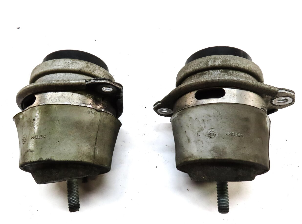 Thumbnail 4: 2011 PORSCHE CAYENNE (958) 3.6L VR6 ENGINE LEFT & RIGHT MOTOR MOUNT SET-2