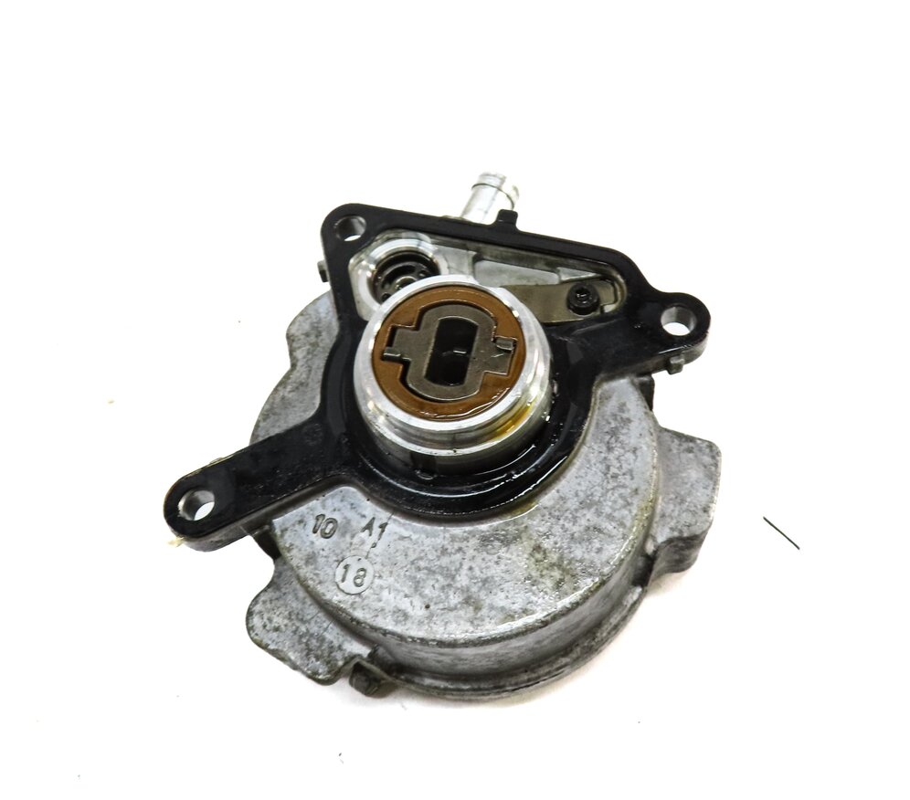 Thumbnail 4: 2011 PORSCHE CAYENNE (958) 3.6L VR6 ENGINE BRAKE VACUUM PUMP