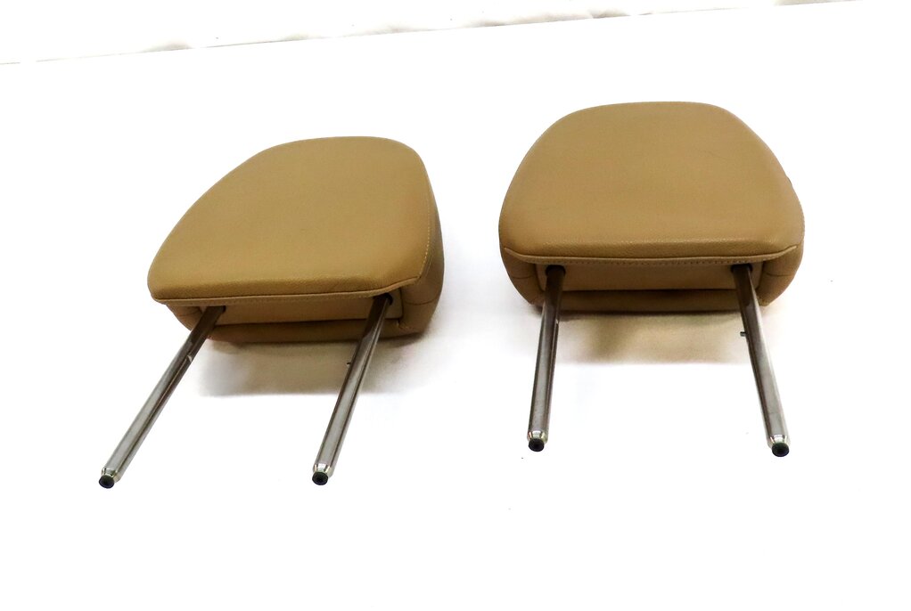 Thumbnail 2: 11-18 PORSCHE CAYENNE (958) FRONT LEFT & RIGHT SEAT HEADREST SET 2 (BEIGE)