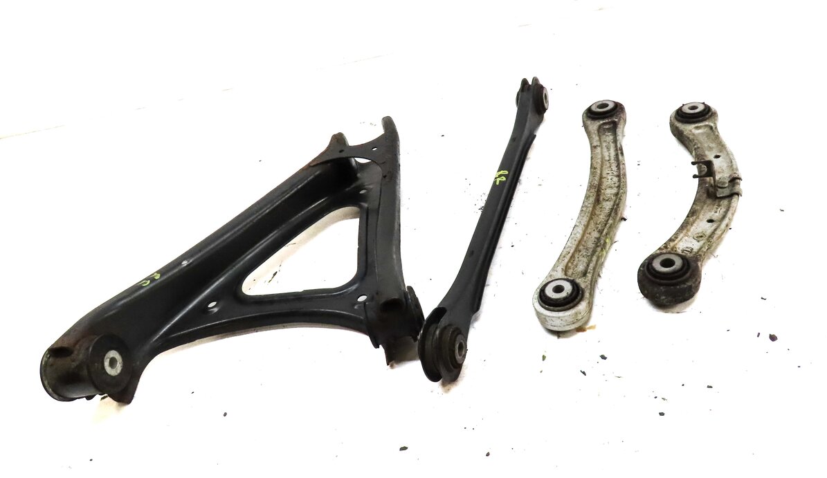 Thumbnail 2: 2011-2015 PORSCHE CAYENNE (958) RIGHT PASSENGER REAR CONTROL ARM SET