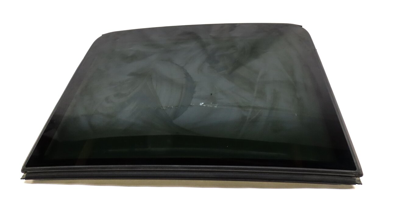 Thumbnail 2: 2011-2018 PORSCHE CAYENNE (958) REAR - PANORAMIC SUNROOF SUN ROOF GLASS WINDOW
