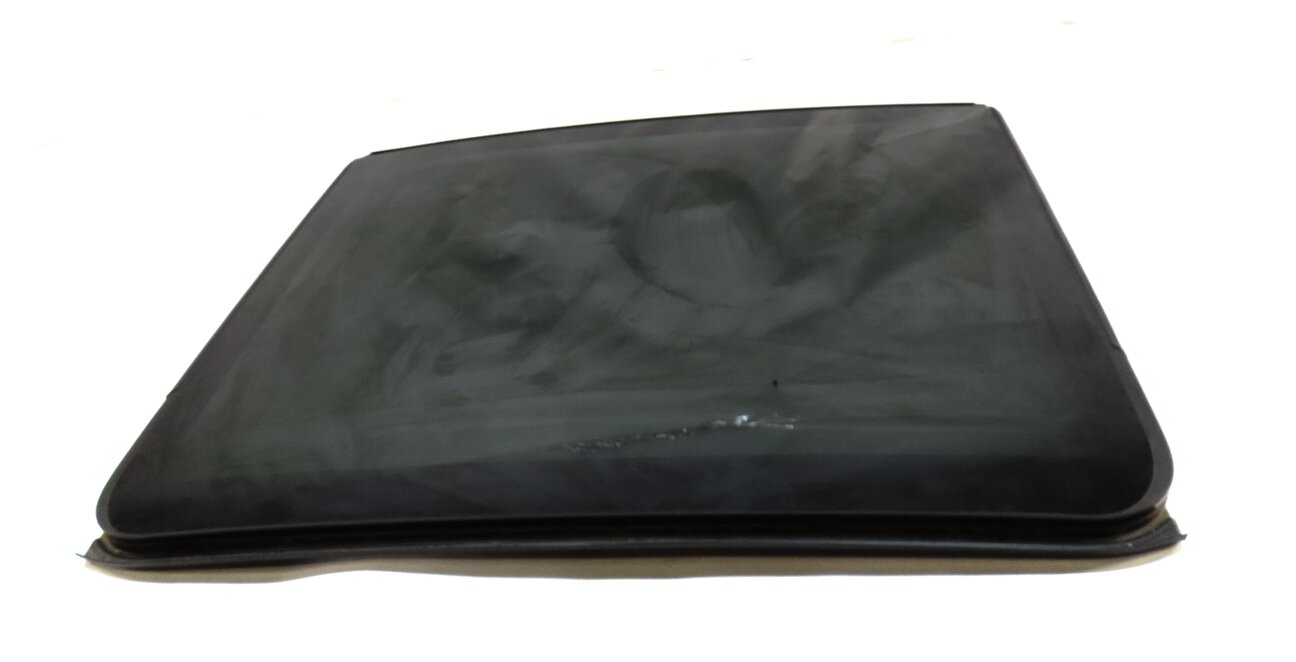 Thumbnail 3: 2011-2018 PORSCHE CAYENNE (958) REAR - PANORAMIC SUNROOF SUN ROOF GLASS WINDOW