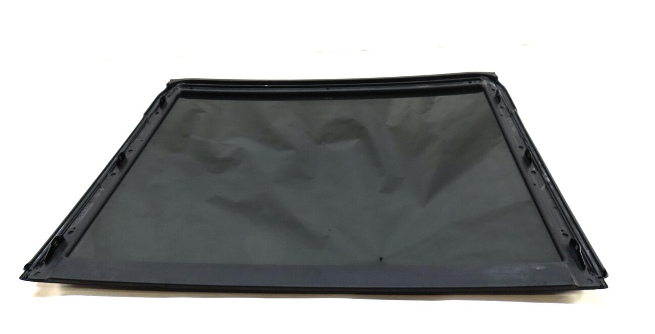 Thumbnail 4: 2011-2018 PORSCHE CAYENNE (958) REAR - PANORAMIC SUNROOF SUN ROOF GLASS WINDOW