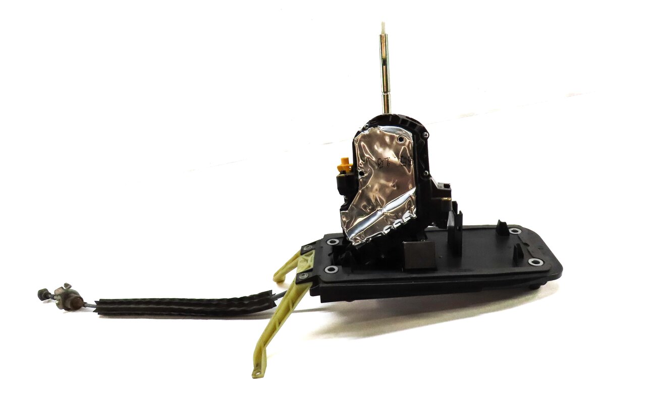 Thumbnail 2: 11-18 PORSCHE CAYENNE (958) AUTO AUTOMATIC TRANSMISSION GEAR SHIFTER ASSEMBLY