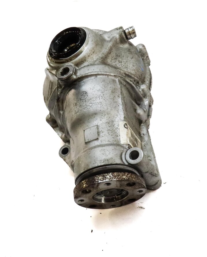 Thumbnail 2: 11-13 BMW X5 X6 (E70 E71) 3.0L DIESEL / 4.4 TWIN TURBO FRONT DIFFERENTIAL (3.64)