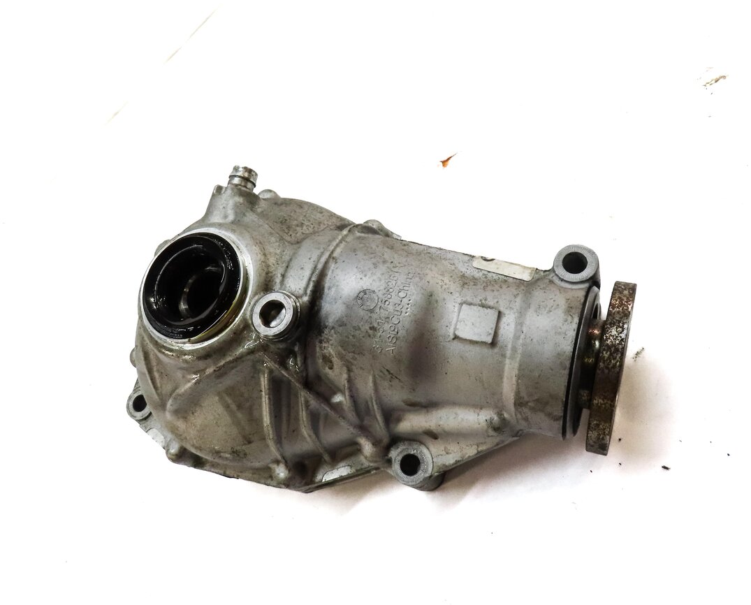 Thumbnail 4: 11-13 BMW X5 X6 (E70 E71) 3.0L DIESEL / 4.4 TWIN TURBO FRONT DIFFERENTIAL (3.64)