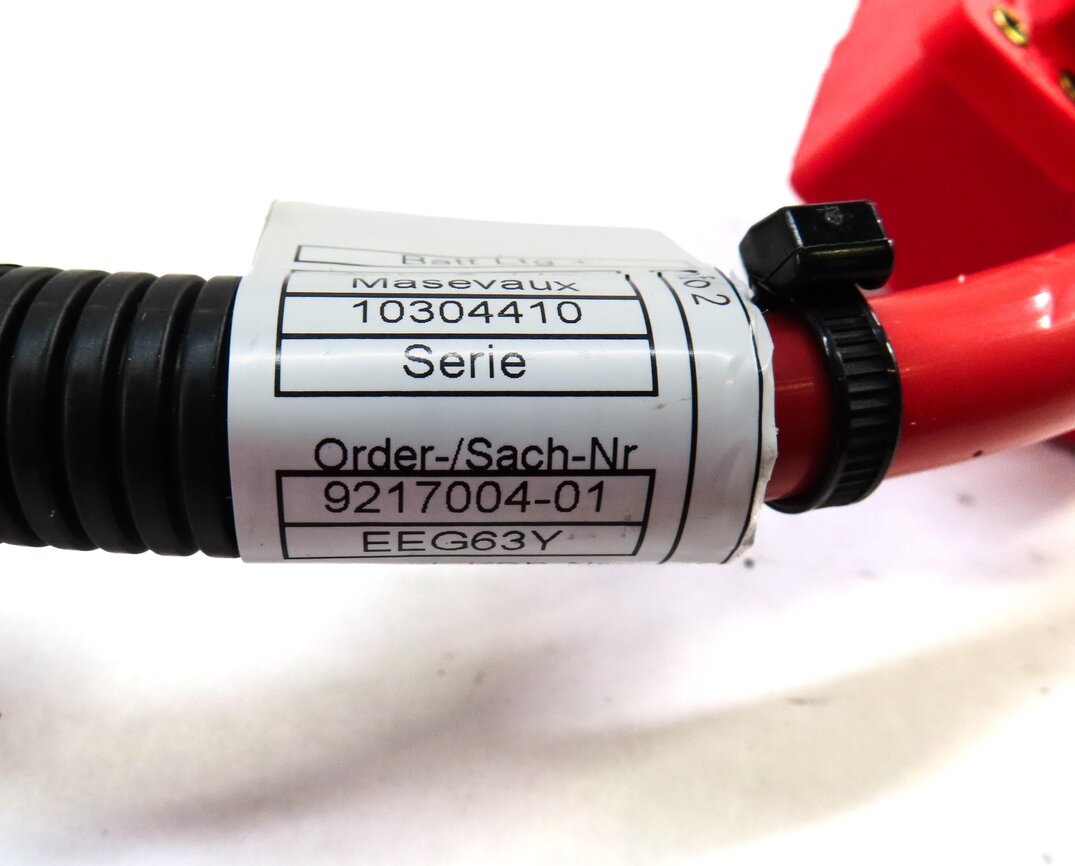 Thumbnail 5: 2012 BMW X5 (E70) POSITIVE BATTERY CABLE w/ TERMINAL & SAFETY BLOWOUT FUSE