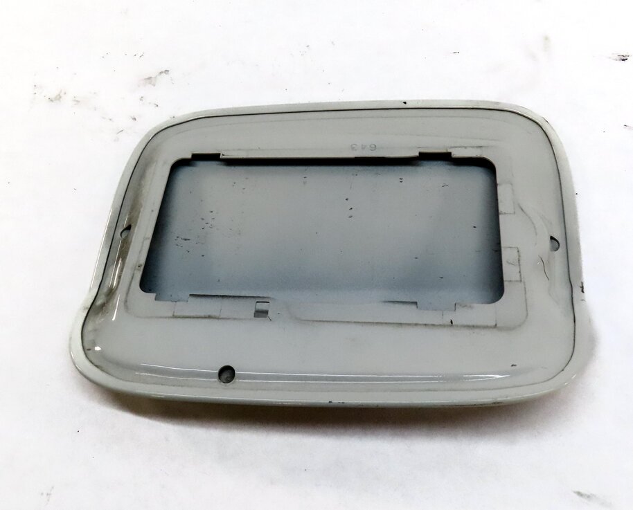 Thumbnail 5: 07-13 BMW X5 (E70) FUEL GAS TANK DOOR LID COVER TRIM (ALPINE WHITE 300)